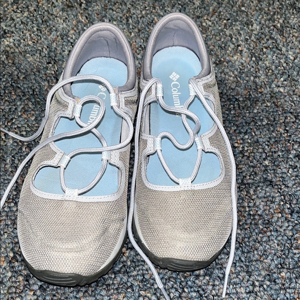 Columbia Women's Light Taupe Mesh Lace-Up Walking Shoes